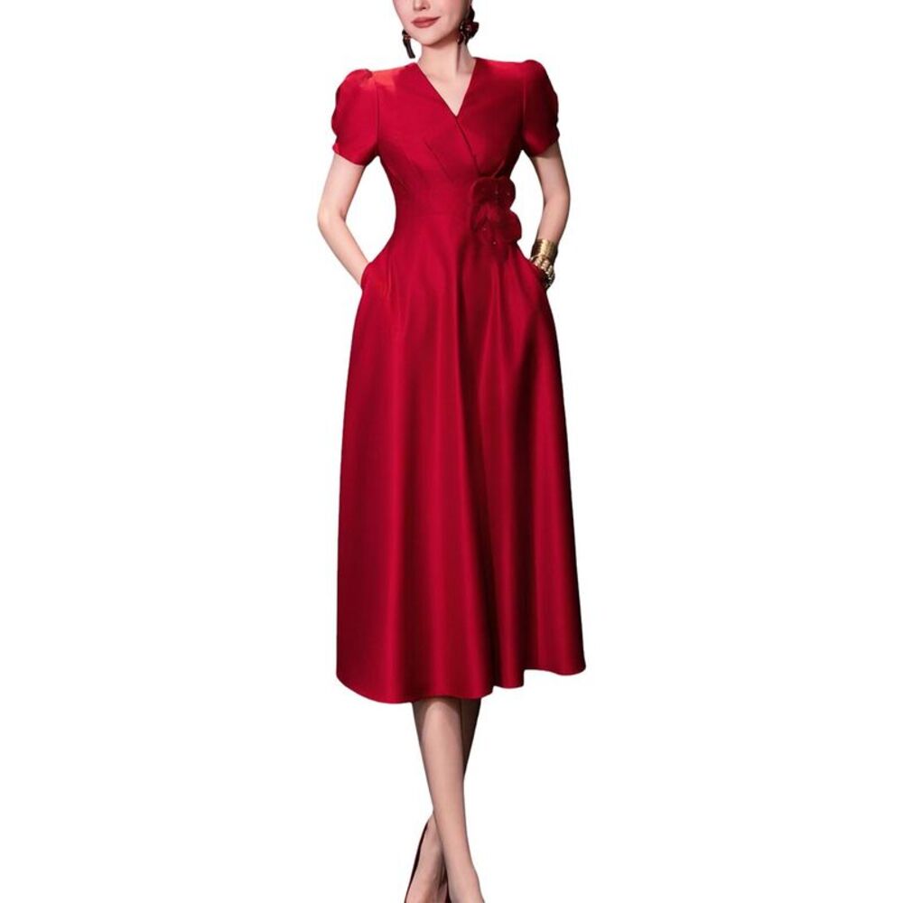 Olivia Taylor Womens  Midi Dress